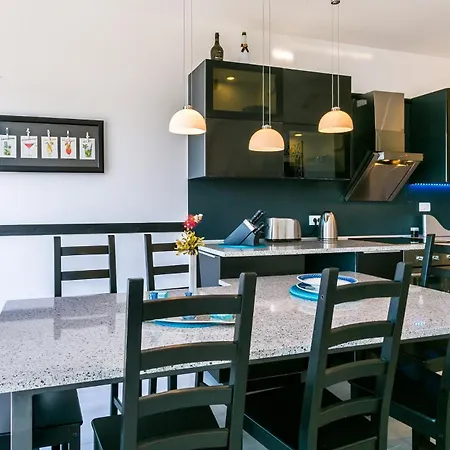 Vizula D - App Ulla - Mpolo Apartament
