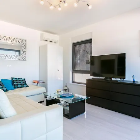 Vizula D - App Ulla - Mpolo Apartament Medulin