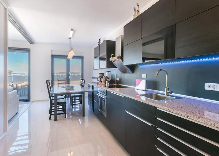 Vizula D - App Ulla - Mpolo *